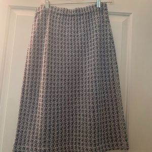 St. John's Houndstooth Pencil Skirt: Size 2-8